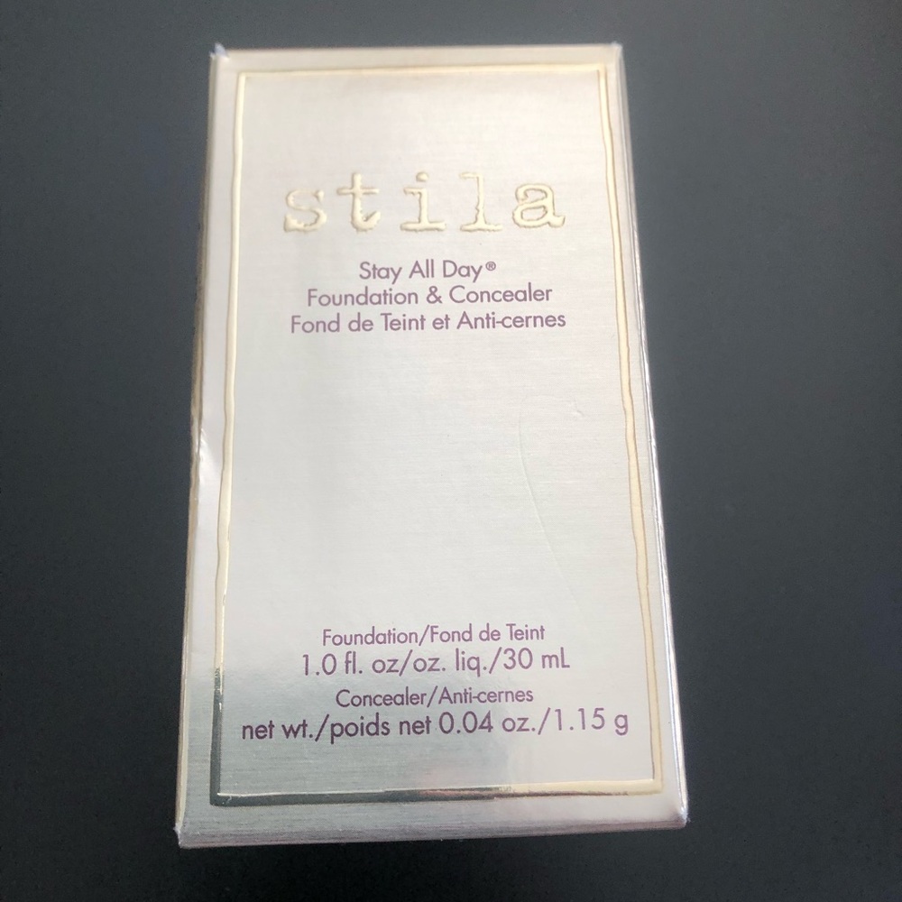 Stila Stay All Day Foundation in Golden